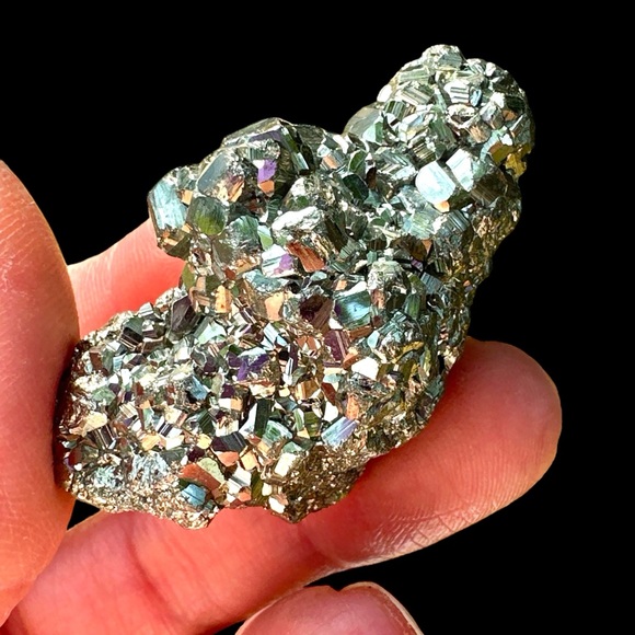 Genuine 239.00 Cts Pyrite Druzy - Picture 16 of 16